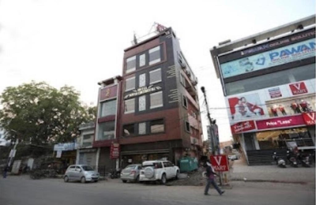 Hotel Surya Continental Lucknow Exterior foto